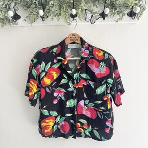 Vintage 1980s Strawberry Fruit Cropped Button Down Shirt Small 1-300